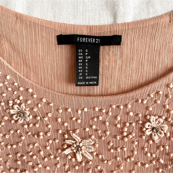 Beaded woman's top with flowers. Size S. - Picture 2 of 3